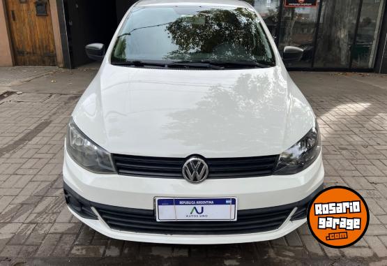 Autos - Volkswagen Voyage Trendline 2016 Nafta 130000Km - En Venta