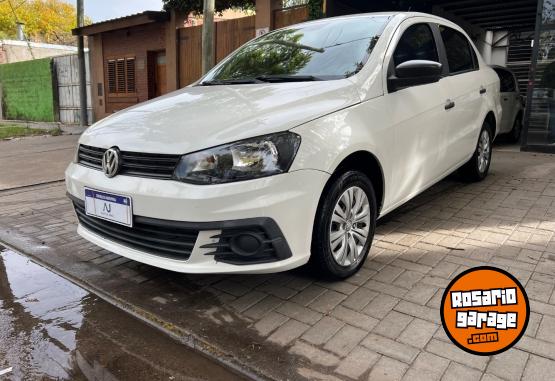 Autos - Volkswagen Voyage Trendline 2016 Nafta 130000Km - En Venta