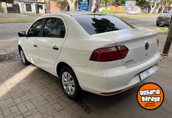 Autos - Volkswagen Voyage Trendline 2016 Nafta 130000Km - En Venta