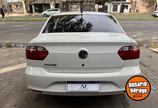Autos - Volkswagen Voyage Trendline 2016 Nafta 130000Km - En Venta