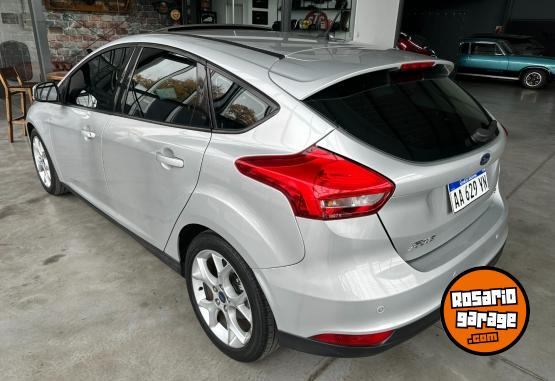 Autos - Ford FOCUS SE PLUS 2016 Nafta 114071Km - En Venta