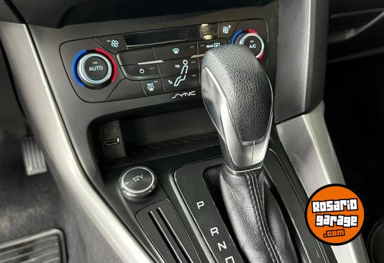 Autos - Ford FOCUS SE PLUS 2016 Nafta 114071Km - En Venta