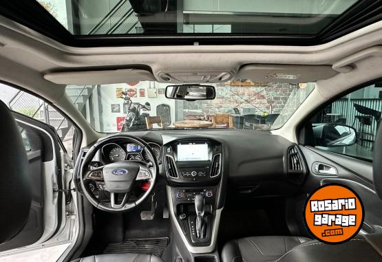 Autos - Ford FOCUS SE PLUS 2016 Nafta 114071Km - En Venta