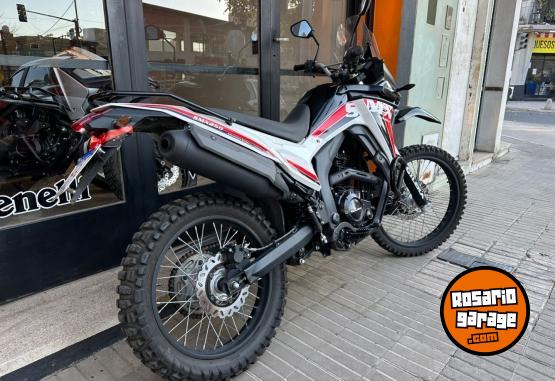 Motos - Gilera SMX 250 2024 Nafta 3450Km - En Venta