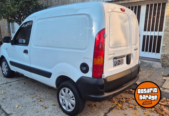 Utilitarios - Renault Kangoo 2015 GNC 163000Km - En Venta