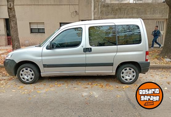 Utilitarios - Peugeot Partner Patagonica 2017 GNC 100000Km - En Venta