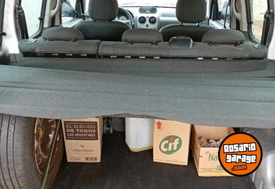 Utilitarios - Peugeot Partner Patagonica 2017 GNC 100000Km - En Venta