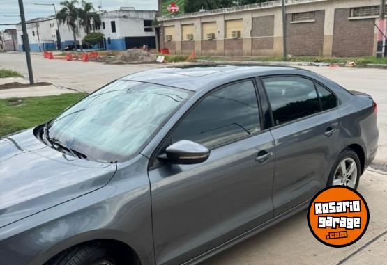 Autos - Volkswagen VENTO 2012 Nafta 96000Km - En Venta