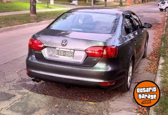 Autos - Volkswagen VENTO 2012 Nafta 96000Km - En Venta