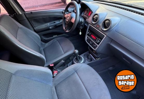 Autos - Volkswagen gol trend 2014 Nafta 125000Km - En Venta