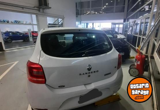 Autos - Renault Sandero Expression Pack 2015 Nafta 84000Km - En Venta