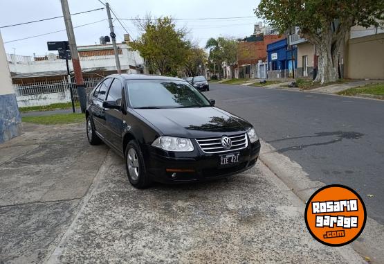 Autos - Volkswagen Bora 2.0 trendline 2009 Nafta 95000Km - En Venta