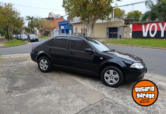 Autos - Volkswagen Bora 2.0 trendline 2009 Nafta 95000Km - En Venta