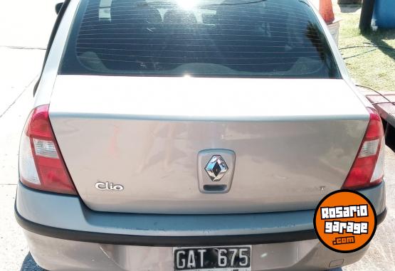 Autos - Renault Clio 2 2007 Nafta 240000Km - En Venta