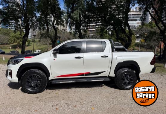 Camionetas - Toyota Hilux GR 2020 Nafta 150000Km - En Venta
