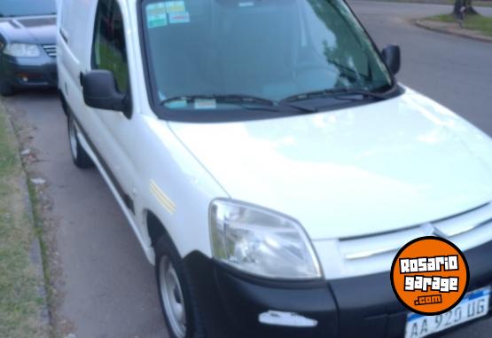 Utilitarios - Citroen Partner Berlingo 2017 Nafta 82000Km - En Venta