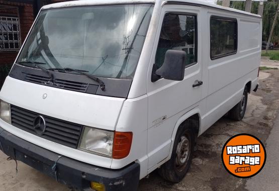 Utilitarios - Mercedes Benz Combi 1994 Diesel 111111Km - En Venta