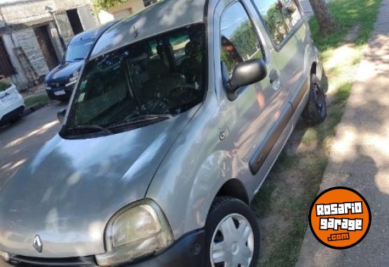 Camionetas - Renault Kangoo puerta lateral bas 2007 Nafta 200Km - En Venta