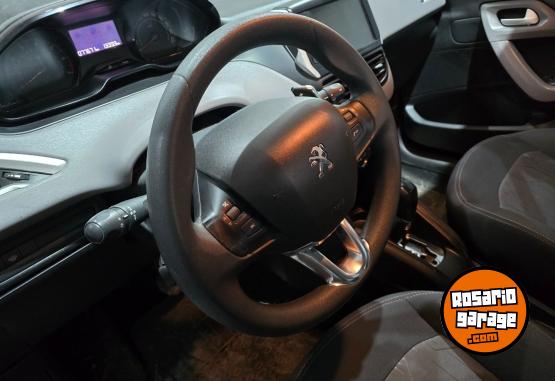 Autos - Peugeot 208 2017 Nafta 77000Km - En Venta