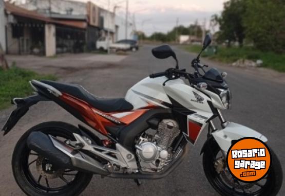 Motos - Honda CB 250 2019 Nafta 12000Km - En Venta