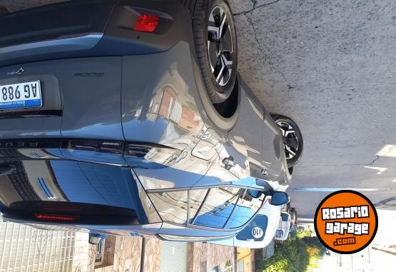 Autos - Peugeot 2008 2024 Nafta 11900Km - En Venta