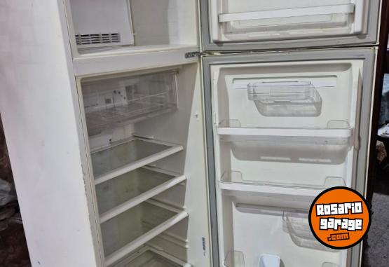 Hogar - Heladera con Freezer,  Electrolux,  Altura 1.80 - En Venta