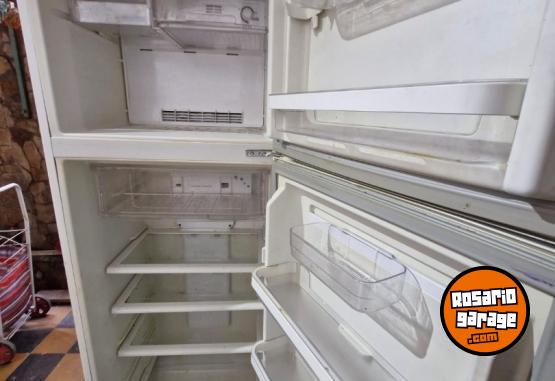 Hogar - Heladera con Freezer,  Electrolux,  Altura 1.80 - En Venta