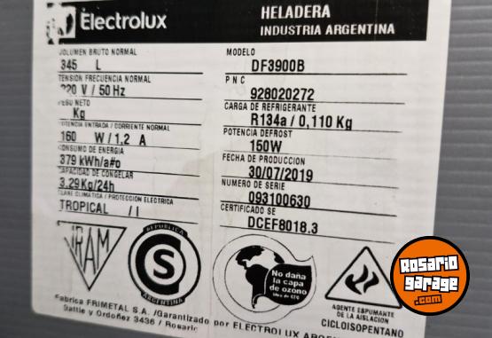 Hogar - Heladera con Freezer,  Electrolux,  Altura 1.80 - En Venta