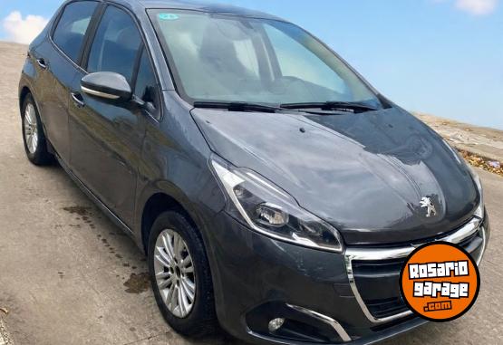 Autos - Peugeot 208 / allure 2019 GNC 117000Km - En Venta