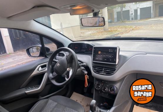 Autos - Peugeot 208 / allure 2019 GNC 117000Km - En Venta