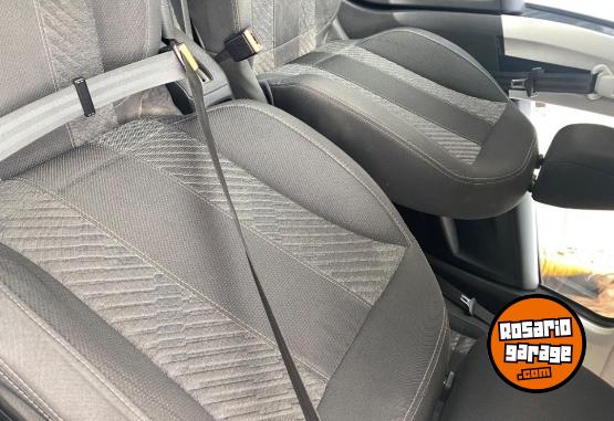 Autos - Peugeot 208 / allure 2019 GNC 117000Km - En Venta