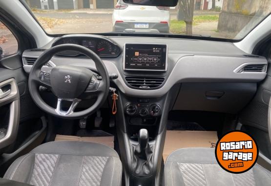 Autos - Peugeot 208 / allure 2019 GNC 117000Km - En Venta