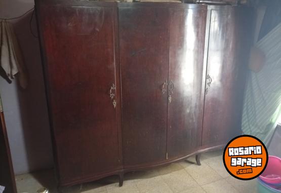 Hogar - Vendo Ropero Grande en buen estado - En Venta