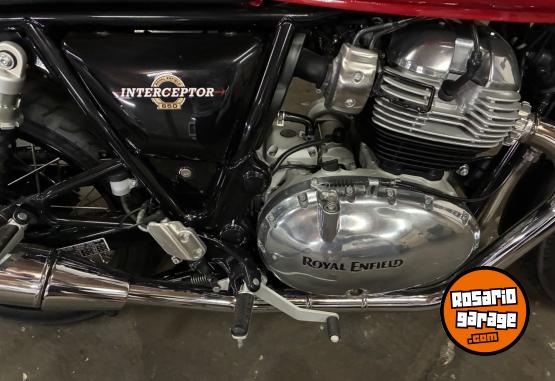 Motos - Royal Enfield Interceptor 2023 Nafta 11300Km - En Venta