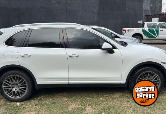 Camionetas - Porsche Cayenne 2014 Nafta 69000Km - En Venta