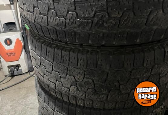 Accesorios para Autos - 4 Cubiertas USADAS 265 65 17 - En Venta