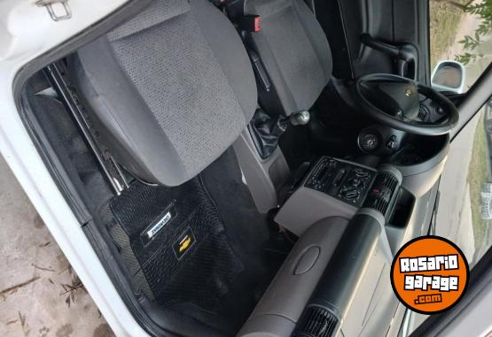 Autos - Chevrolet Classic 2014 Nafta 180000Km - En Venta