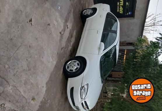 Autos - Chevrolet Classic 2014 Nafta 180000Km - En Venta