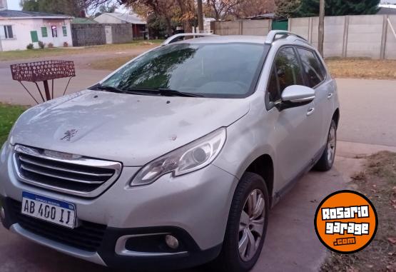 Autos - Peugeot 2008 allure 2017 Nafta 92000Km - En Venta