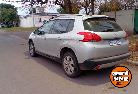 Autos - Peugeot 2008 allure 2017 Nafta 92000Km - En Venta