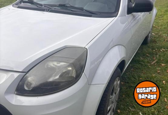 Autos - Ford Ka Fly plus 2013 Nafta 69000Km - En Venta