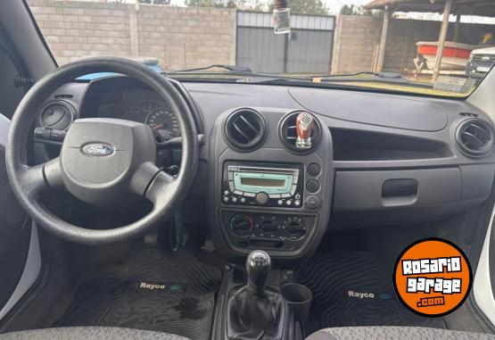 Autos - Ford Ka Fly plus 2013 Nafta 69000Km - En Venta