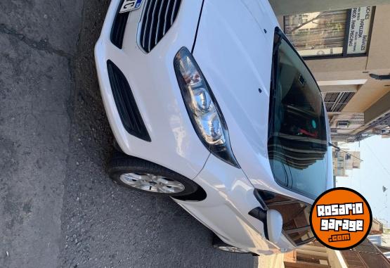 Autos - Ford Fiesta S Plus 2017 Nafta 93000Km - En Venta