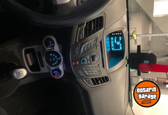 Autos - Ford Fiesta S Plus 2017 Nafta 93000Km - En Venta