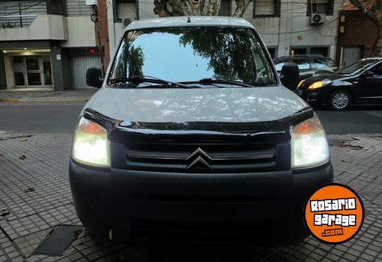 Utilitarios - Citroen Berlingo 2017 Diesel 118000Km - En Venta