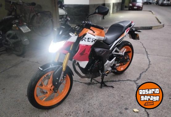Motos - Honda Cb 190 repsol 2017 Nafta 12200Km - En Venta