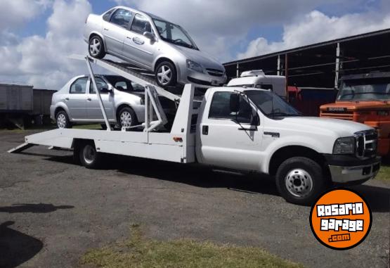 Camiones y Gr�as - VENDO  FORD  F-4000  PLANCHADA - En Venta