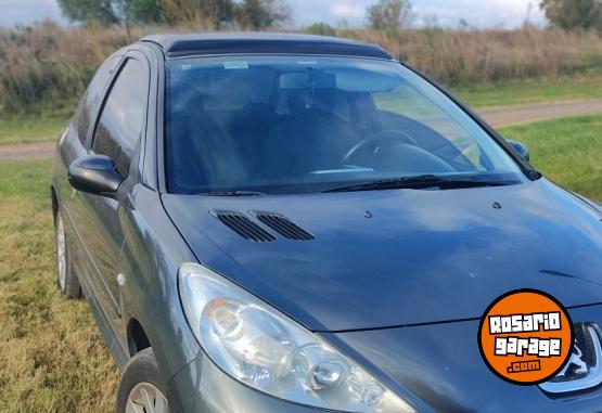 Autos - Peugeot 207 xt 2012 Nafta 162000Km - En Venta