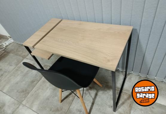 Hogar - Escritorio estilo industrial nuevo - En Venta