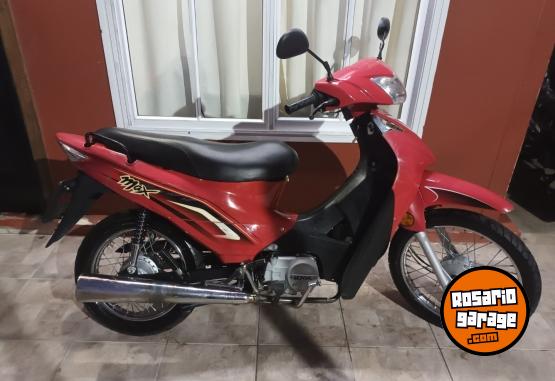 Motos - Mondial Max 2022 Nafta 18000Km - En Venta